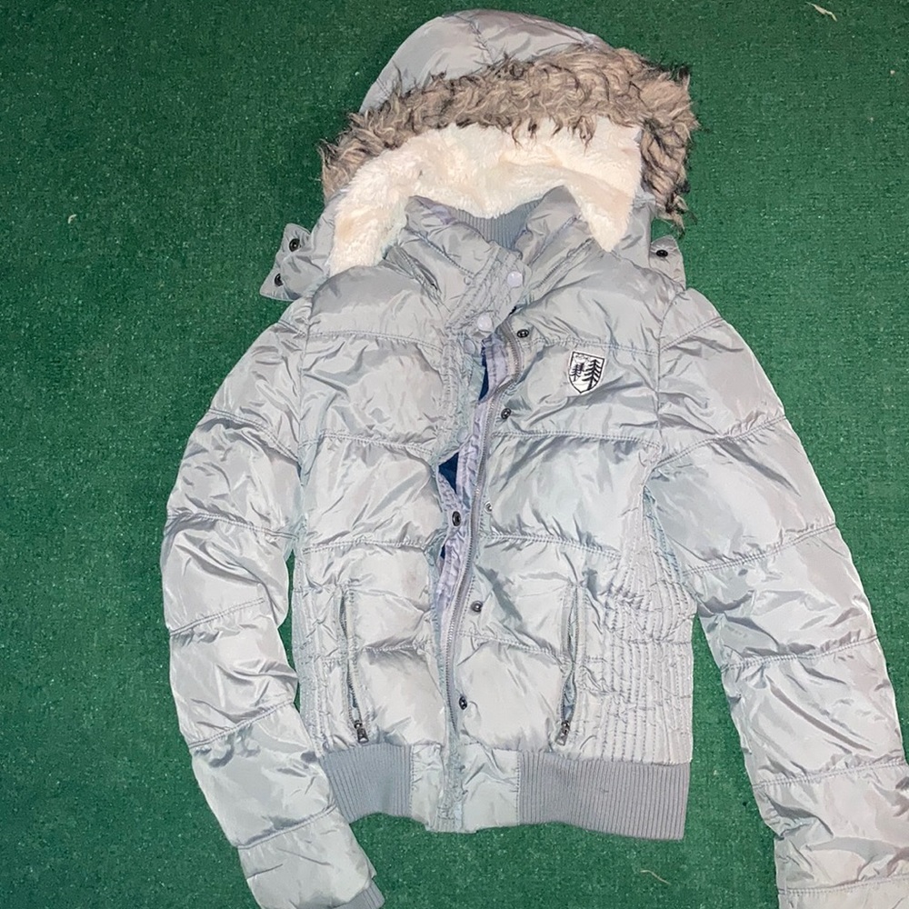 American eagle puffer jacket